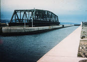 Image - Photograph, color