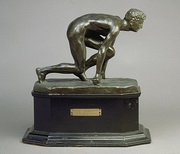 Image - Statuette