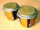 tambour, bongos, photographie. Cralize, CC BY-SA 3.0, via Wikimedia Commons